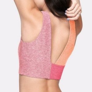 Outdoor Voices Venus Crop Top Rose/Clay/Flamingo M